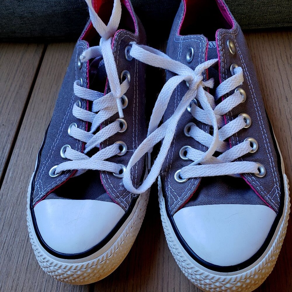 EUC CTAS Converse Double Tongue Ox 553443F Gray (7) KICKS